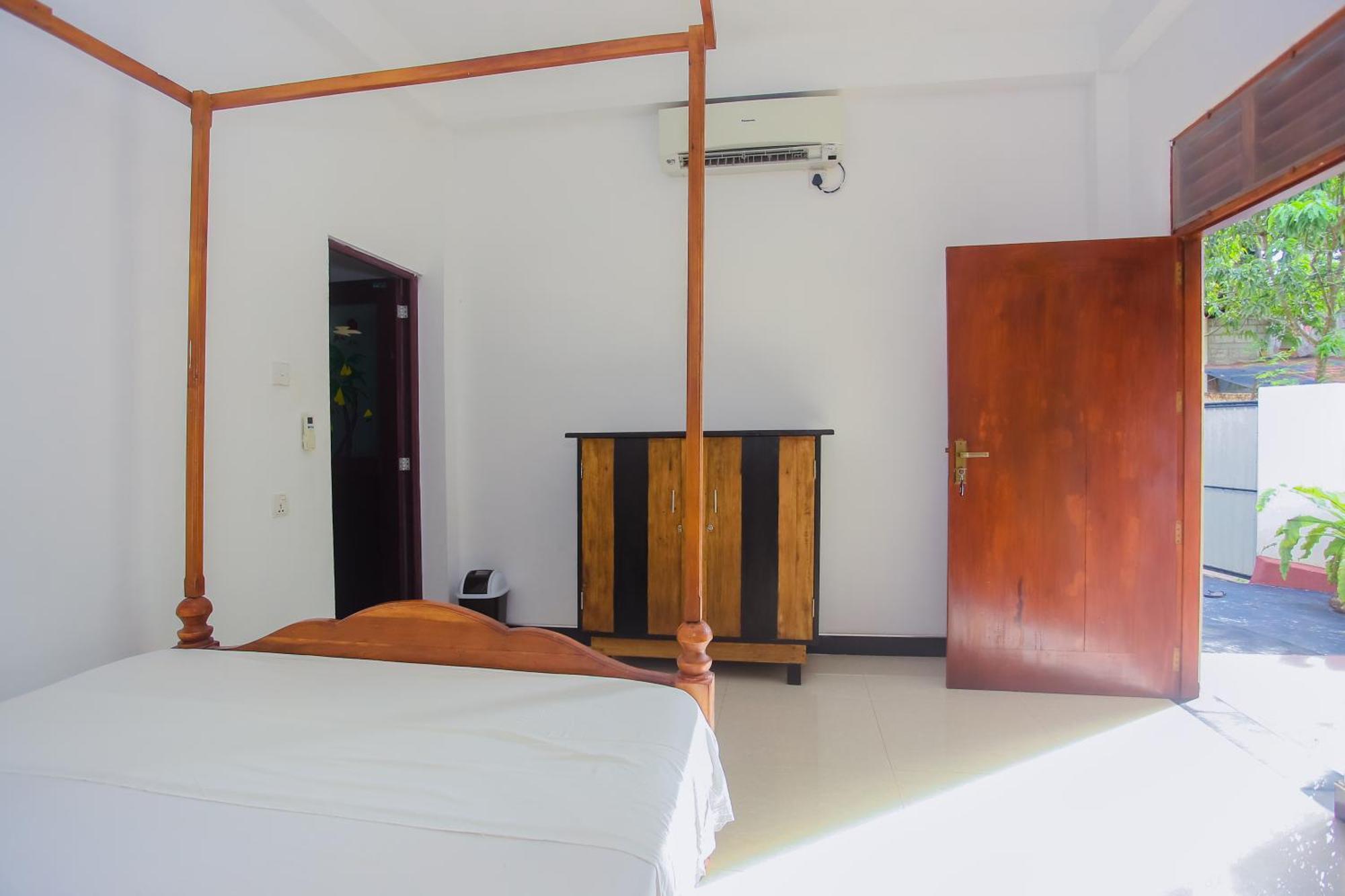 Bed and Breakfast Little Angels à Mirissa Extérieur photo