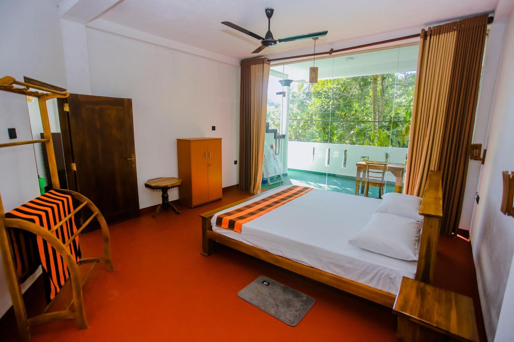 Bed and Breakfast Little Angels à Mirissa Extérieur photo